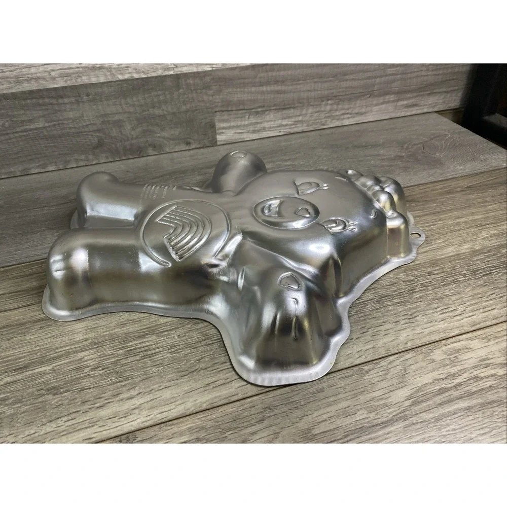 Wilton Care Bears Cheer Bear Aluminum Cake Pan Mold 2105-5555 Vintage 04 Silver‎